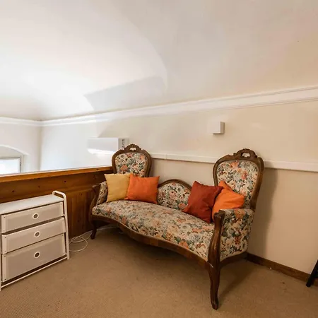 Casa Maggio By Mmega Daire *