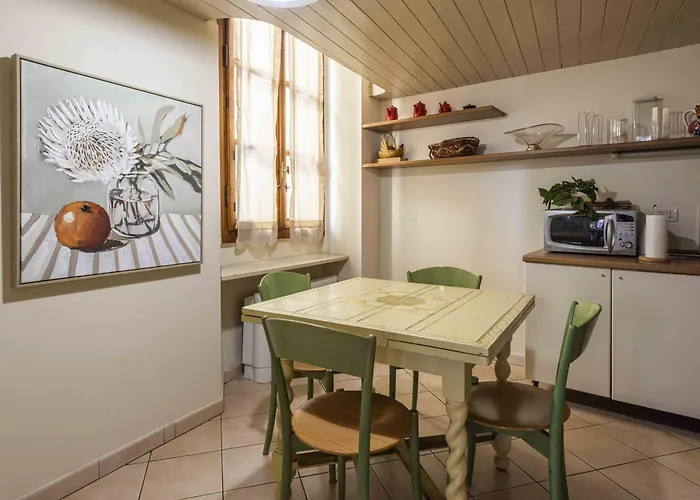 Casa Maggio By Mmega Daire *